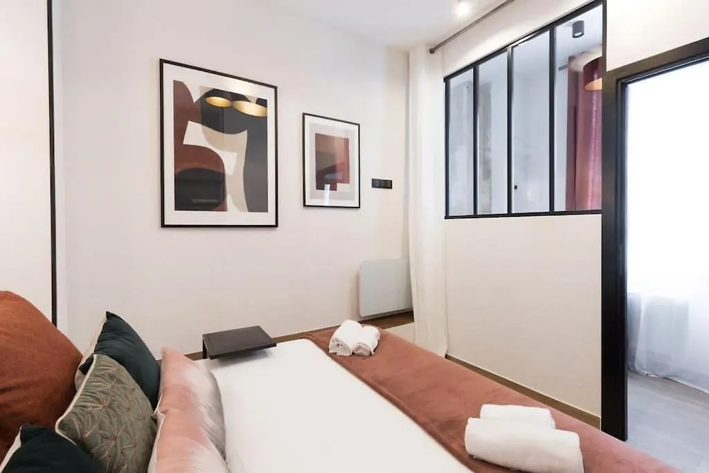 Republique Bastille Chic & Design Apartment 6P 2Br Paris